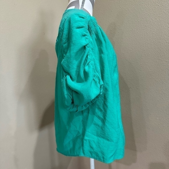 ENTRO Women's Short Puff Sleeve Button down - Picture 6 of 10